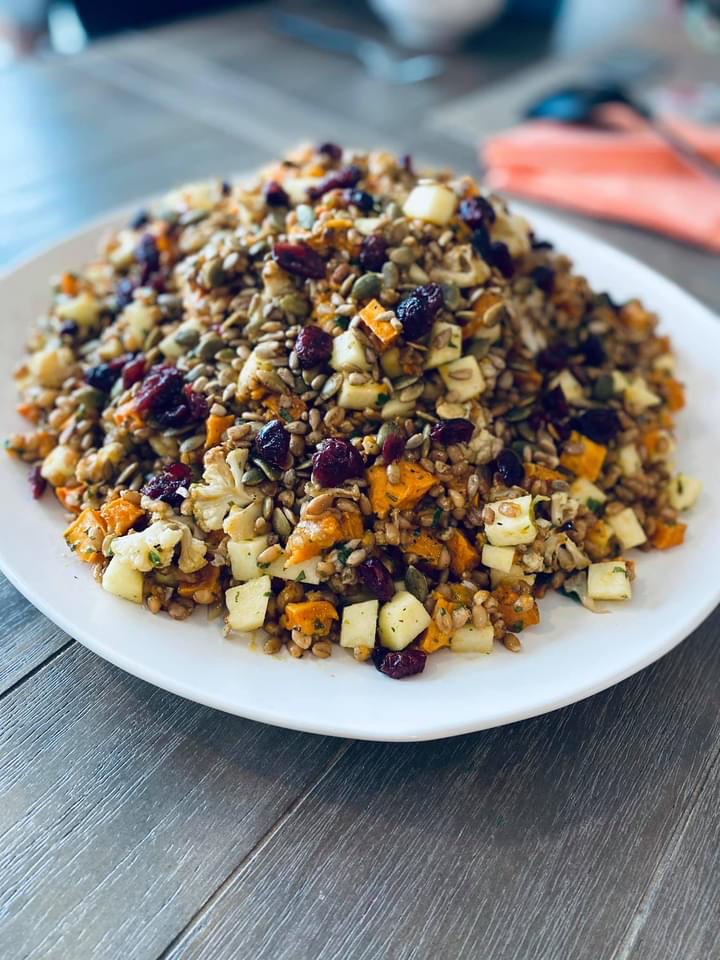 Autumn glow salad with lemon dressing